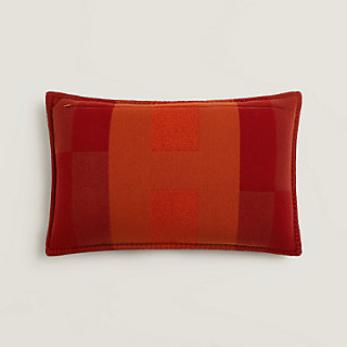 クッション 《Hオリゾン》 MM | Hermès - エルメス-公式サイト